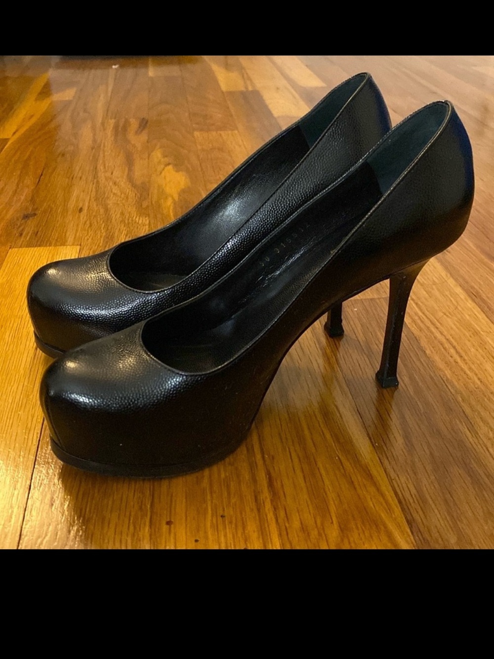 Yves Saint Laurent Women’s Black Heels Size 37